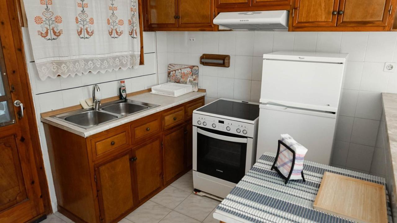 Soula Rooms Kini Exterior foto